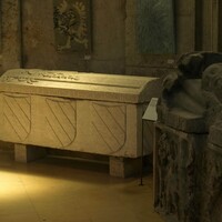 Sarcophagi, Convento do Carmo